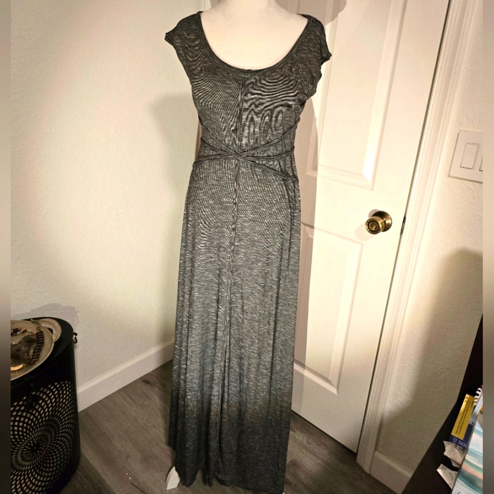 Max studio. Long Stretchy dress. Used. Size S
